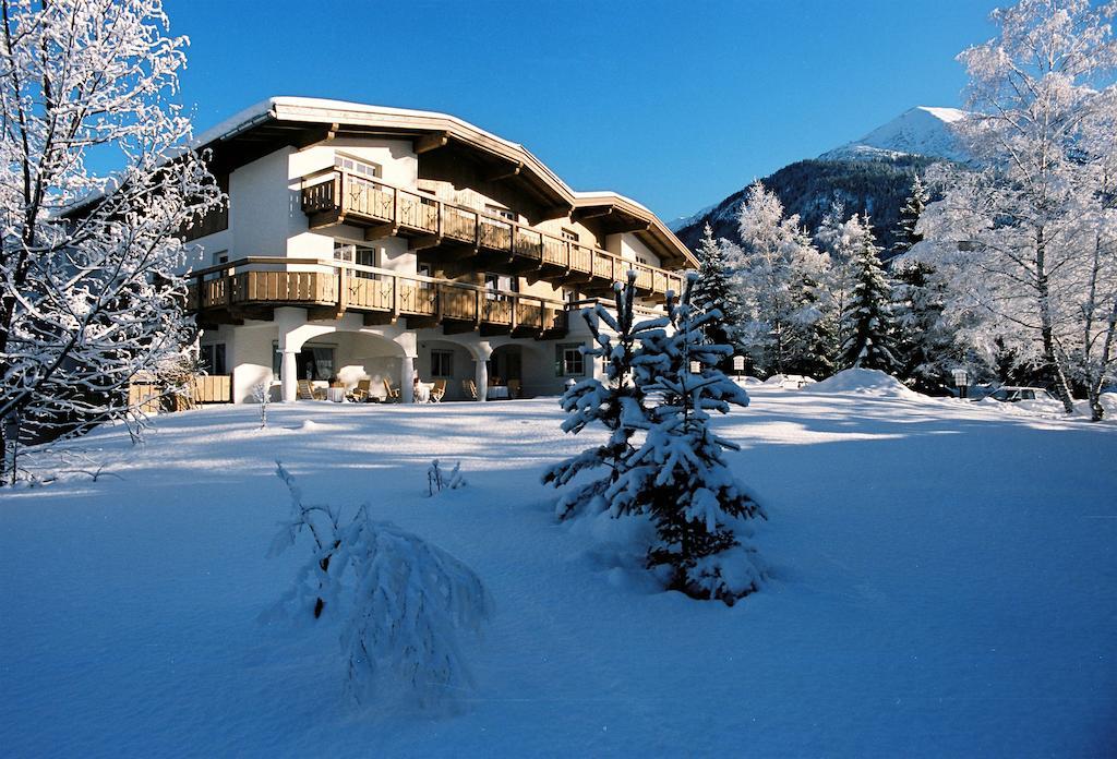 Hotel Christina Seefeld in Tirol Exterior photo